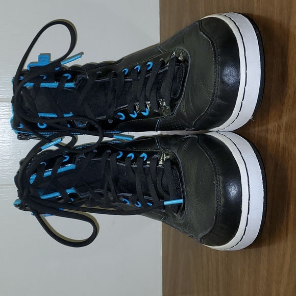 Men's Reebok Basketball Hightop - Picture 1 of 9